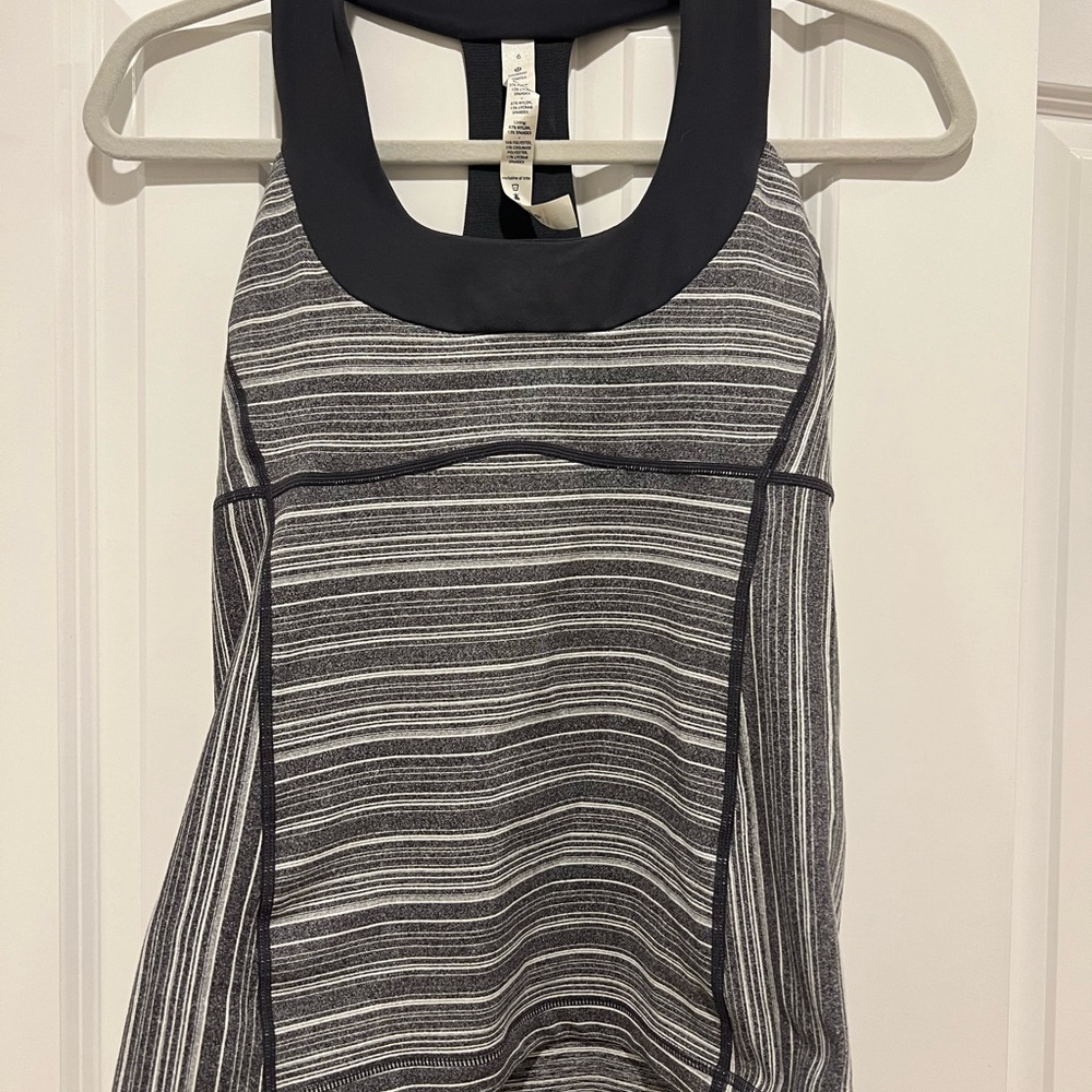 Lululemon tank